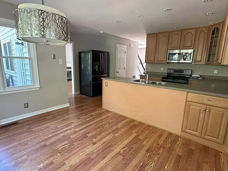 7906 Belmont Stakes Dr — Photo 8