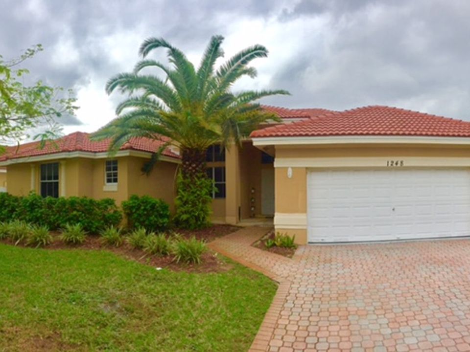 1st image of 1248 NW 165th Ave