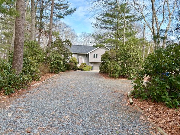 4 Quamhassett Rd