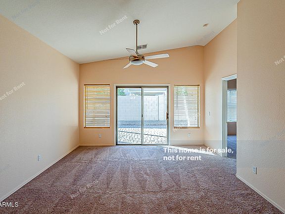 3rd image of 82 S Valencia Pl