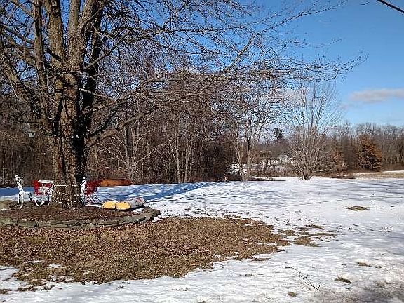 4th image of 136 Orchard Dr