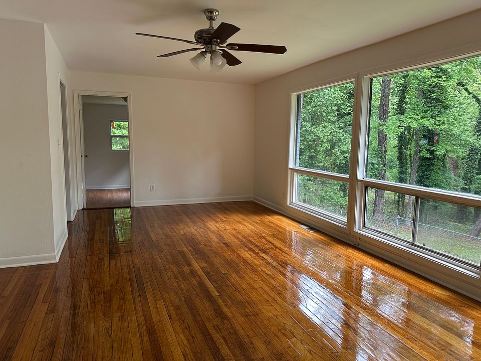 View of living room and the 4th bedroom.