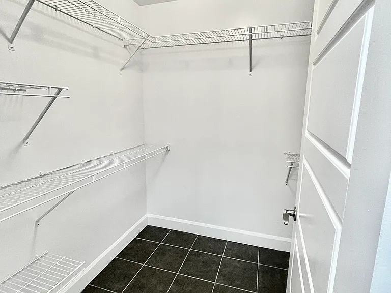 58 Holtwood Ct — Photo 9