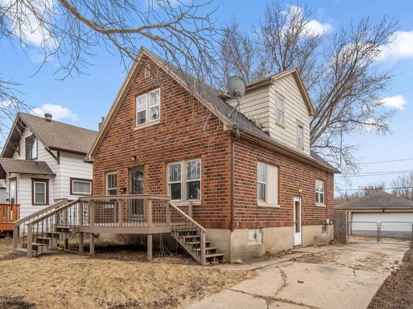 1204 S Newton Ave, Albert Lea, MN 56007