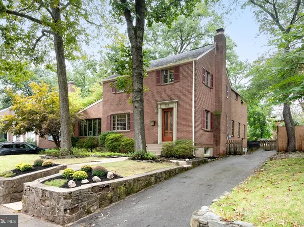 128 N Park Dr, Arlington, VA 22203