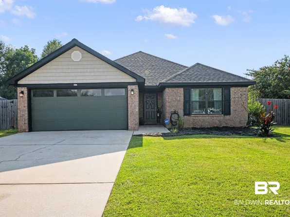 3290 Bloomington Dr, Mobile, AL 36695