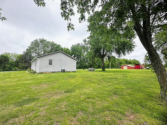 5th image of 594 N Hawk Lane