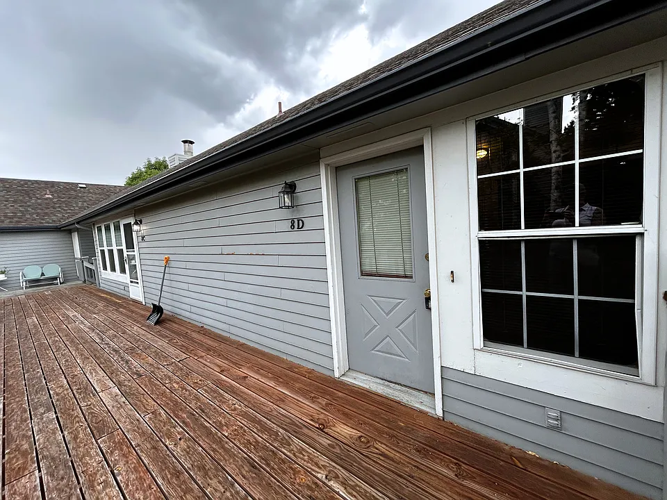 1601 W Swallow Rd #8D