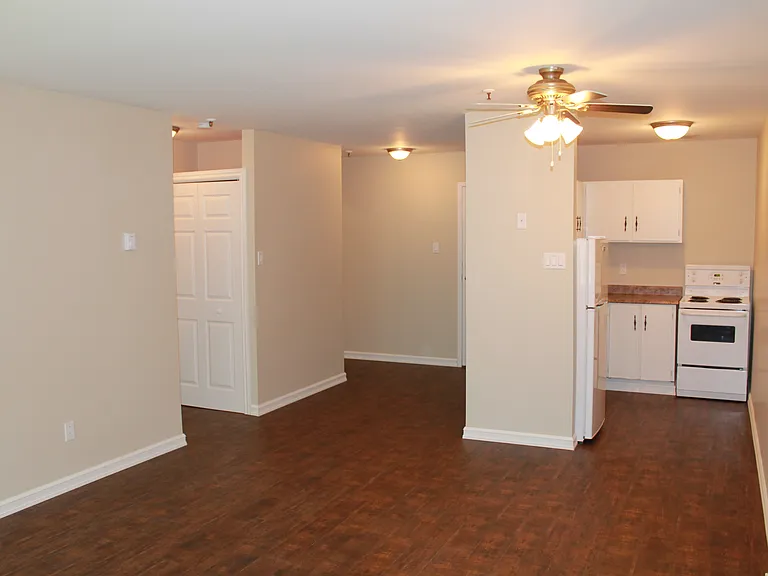 66 Saint Clare Ave — Photo 3