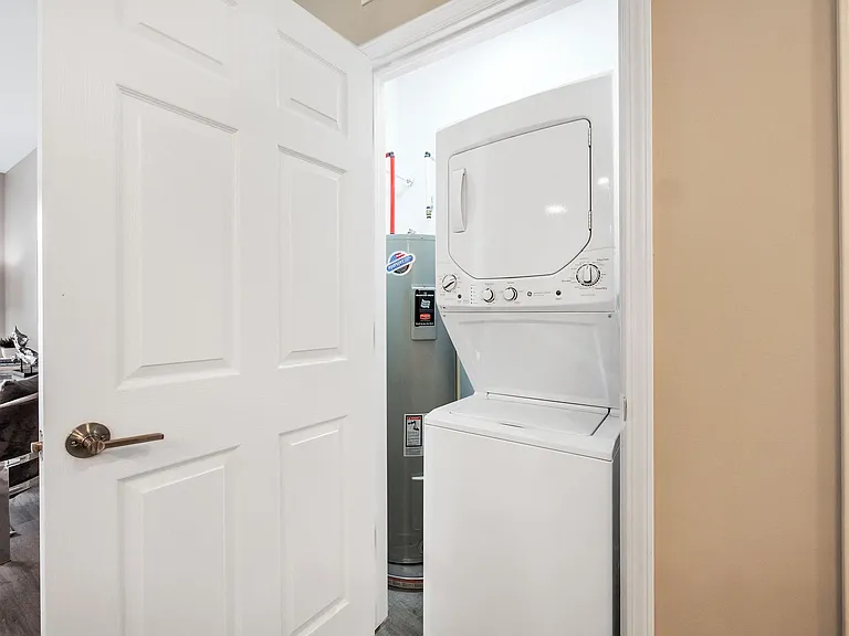 4 Corners Lakeside Apartments - White Lake, MI — Photo 5