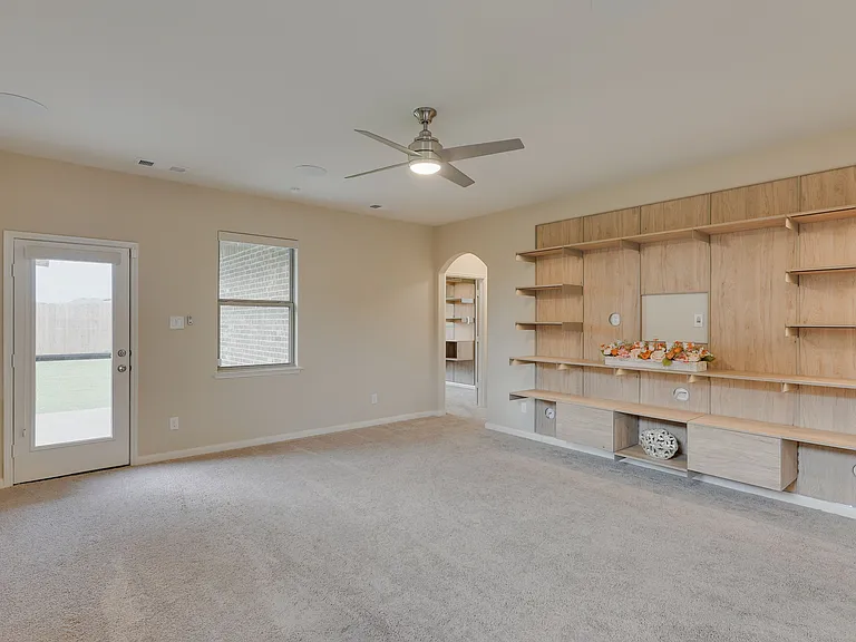 1517 Hill Top Ct — Photo 26