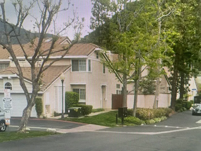 Morningside Ct — Photo 1
