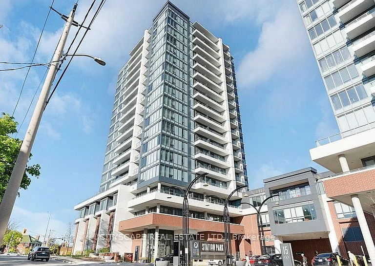 5 Wellington St S #814 — Photo 1