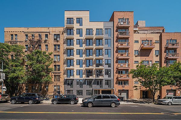 1st image of 375 Lefferts Ave #8D