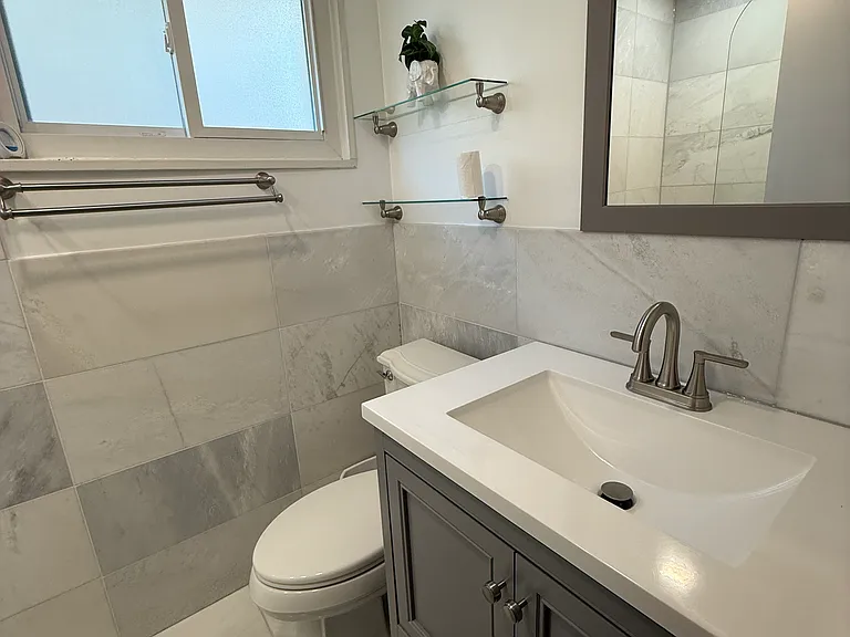 8356 Kilpatrick Ave — Photo 5
