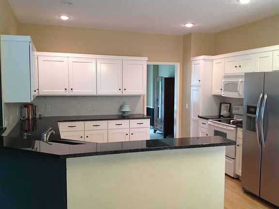2nd image of 1712 N 131st Avenue Cir