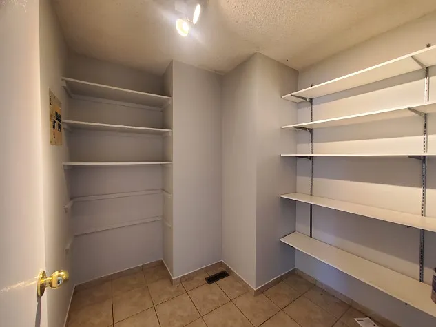 51 Westview Dr — Photo 5