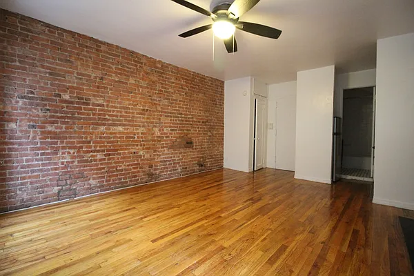 Rented by Bold New York | media 3