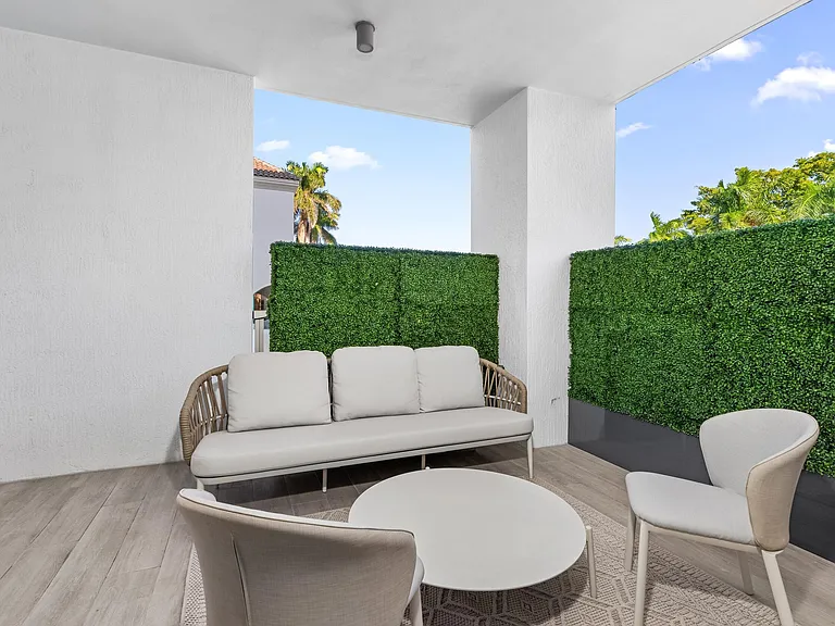 495 E Royal Palm Rd #201 — Photo 15