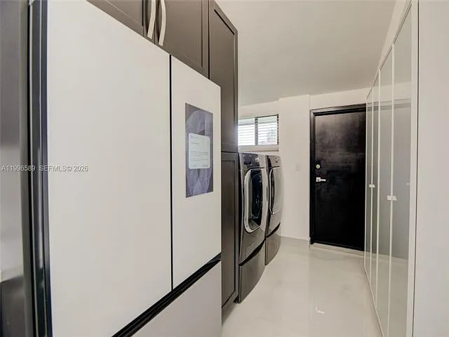 17101 SW 48th St — Photo 3