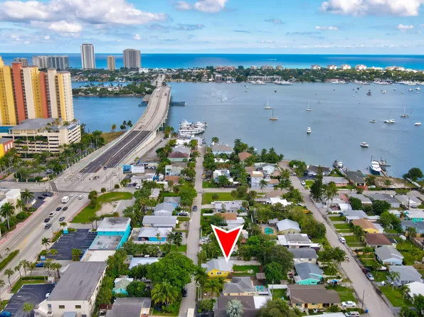 221 E 25th Street, Riviera Beach, FL 33404