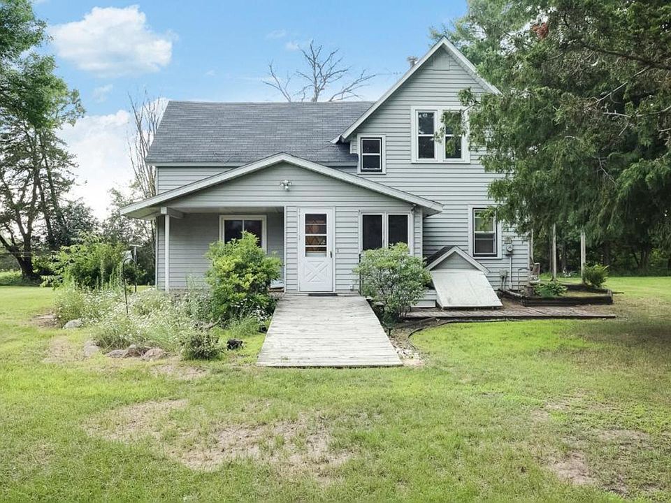 1st image of 9672 291st Ave NE
