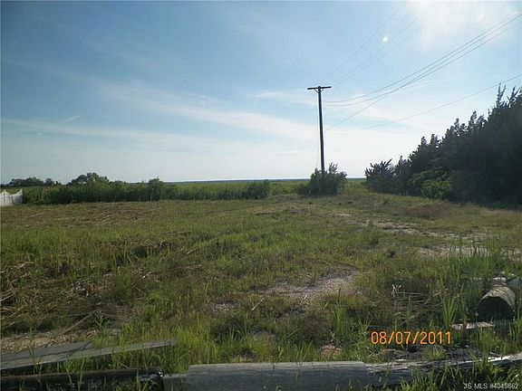 2nd image of 2 S Portland Dr