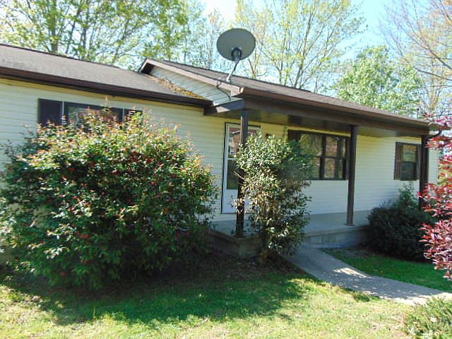 1st image of 131 Bolton Dr