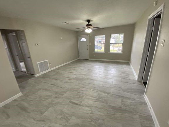 5th image of 5251 Perry St