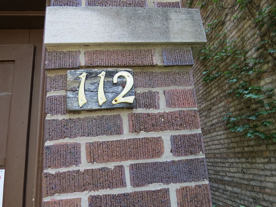 2nd image of 112 S Austin Blvd
