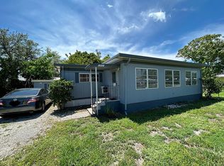 12031 Live Oak Dr, Fort Myers, FL 33908
