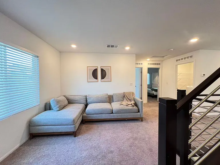 5888 Becklow Gardens Ave — Photo 16
