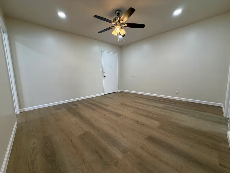 00-236 Atlantic Ave #19 — Photo 2