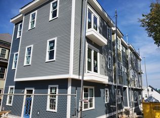 102 Neponset Ave #3, Dorchester, MA 02122