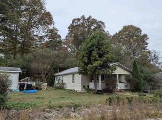 1763 Yaphank Rd, Soddy Daisy, TN 37379