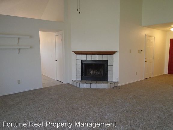 3rd image of 2900 Country Creek Ln