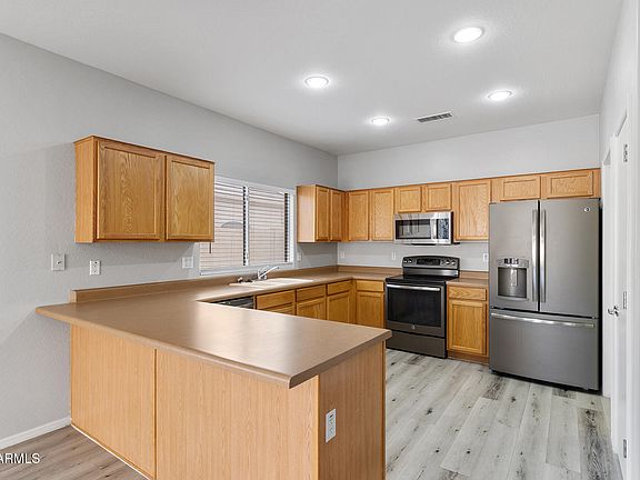 2nd image of 10114 E KILAREA Avenue