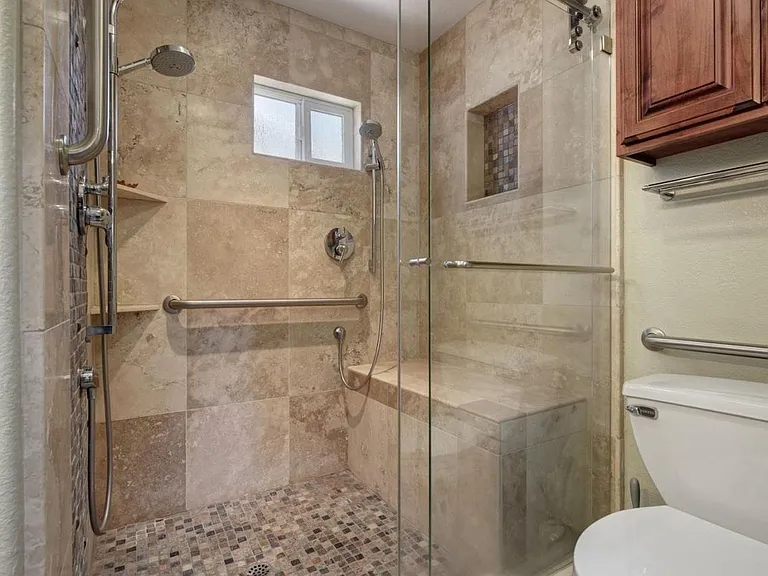 360 N 18th St #B — Photo 19