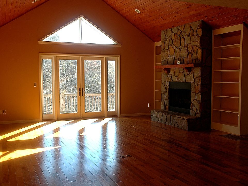 1st image of 519 Scenic Dr