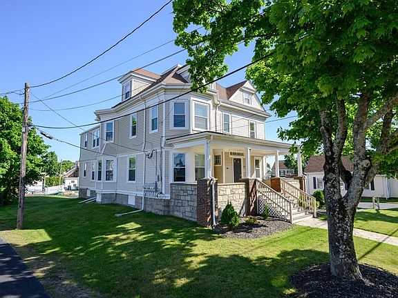 3rd image of 67 Pleasant St