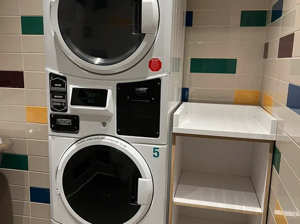 305 East 63rd Street image 12 of 17