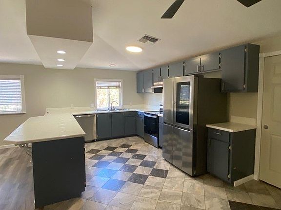 5th image of 255 Kaiolohia St