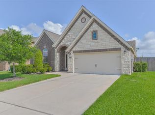 13801 Evening Wind Dr, Pearland, TX 77584