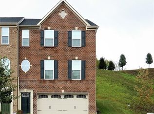 631 Edison Dr, Wexford, PA 15090