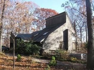 92 N Four Bridges Rd, Long Valley, NJ 07853