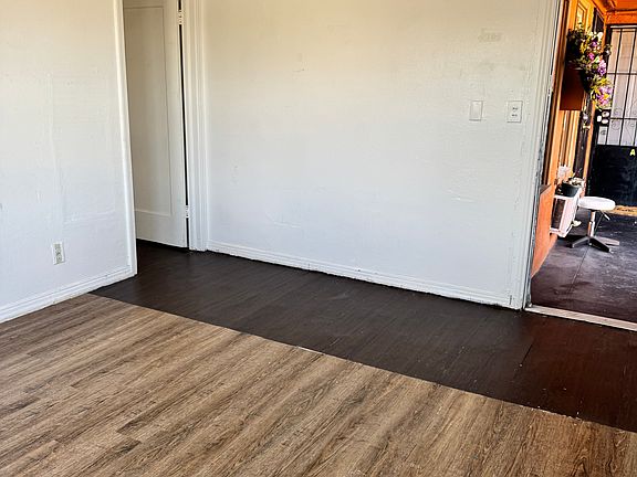 4th image of 527 N Fresno St Unit 103