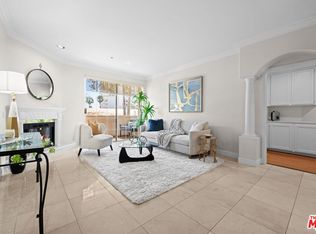 7218 Hillside Ave Unit 202, Los Angeles, CA 90046