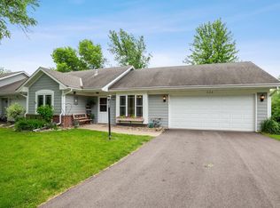 528 Devonshire Dr, Nya, MN 55397