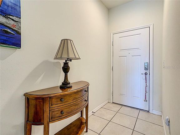 5th image of 9156 Hillcroft Dr