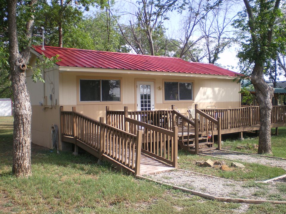 1st image of 108 Longhorn Dr